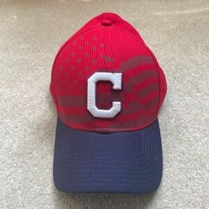 Cleveland Indians. Medium large size. Genuine MLB merchandise.